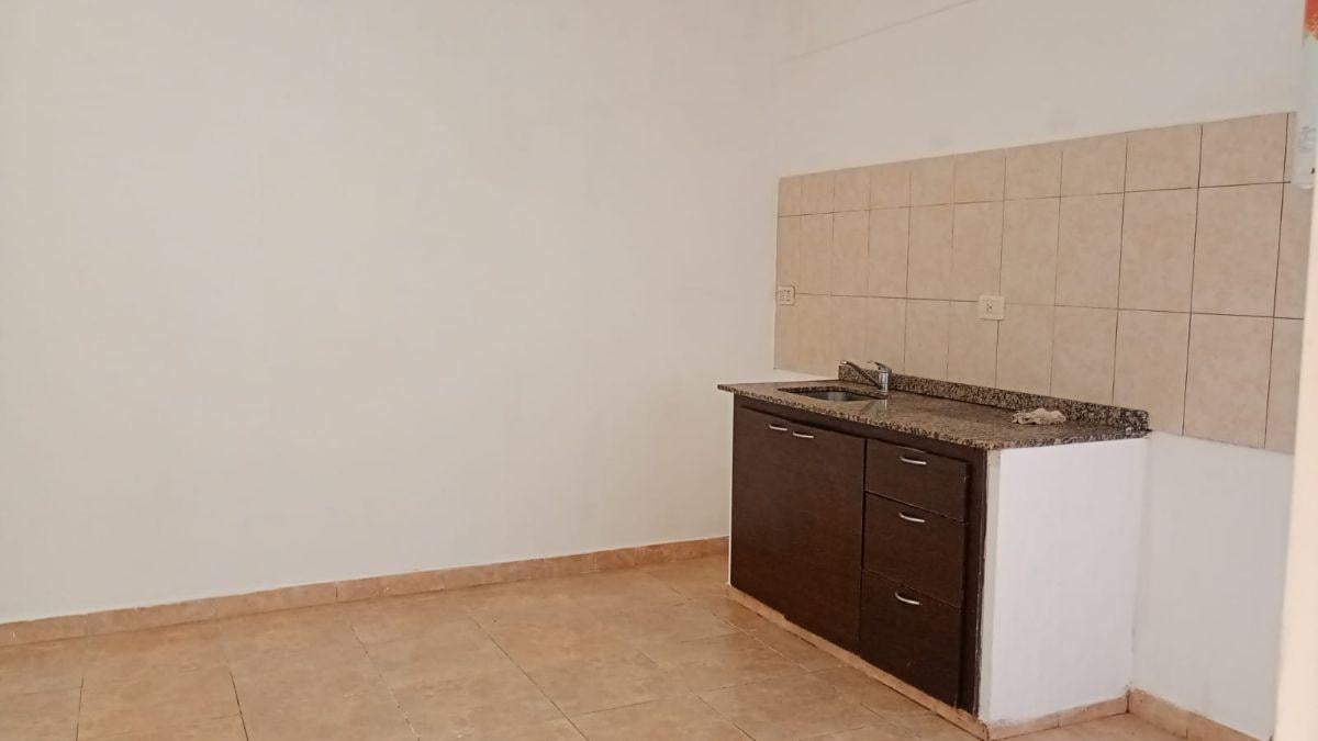Foto de Departamento PH alquiler Ezpeleta, imagen 1