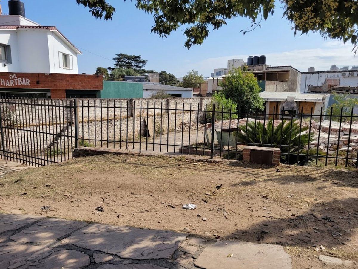 Foto de VENDO LOTE CENTRO VILLA CARLOS PAZ- LIBERTAD 44, imagen 1
