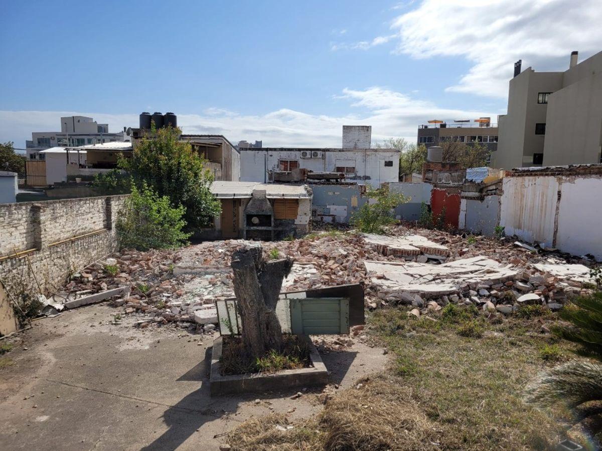 Foto de VENDO LOTE CENTRO VILLA CARLOS PAZ- LIBERTAD 44, imagen 3