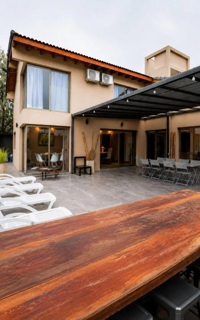 Casa en venta en Huerto del Sol | 305 m² cubiertos | 1.000 m² de terreno 2
