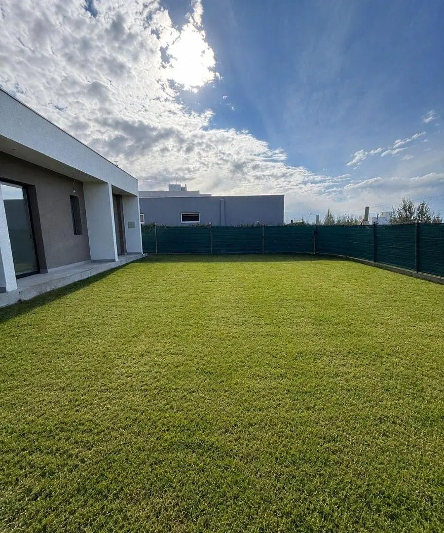 Casa a estrenar en Lar de Vieytes 2 | 3 dormitorios y 3 baños 1