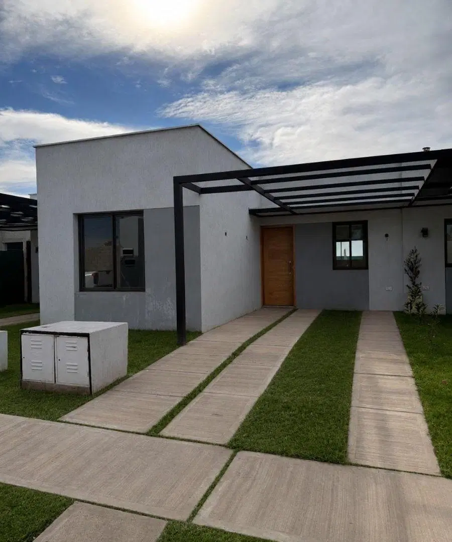 Casa de 150 m² con 2 dormitorios en Venta 1