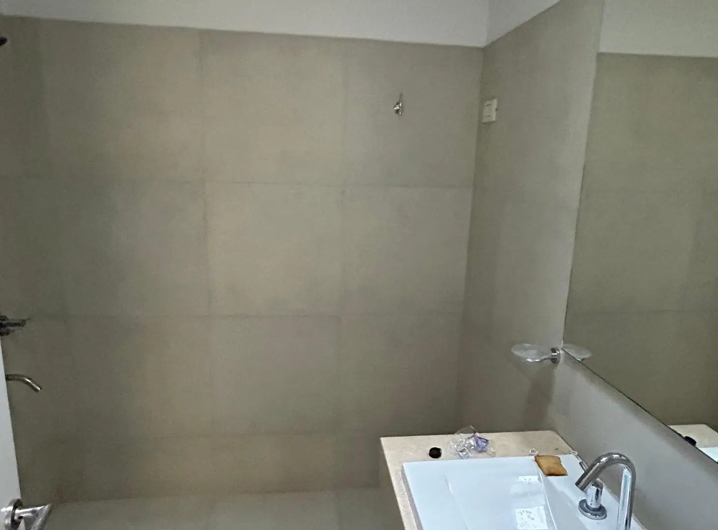 ALQUILO DUPLEX 3 DORMITORIOS C/ PATIO B° CASAS DE INAUDI 4