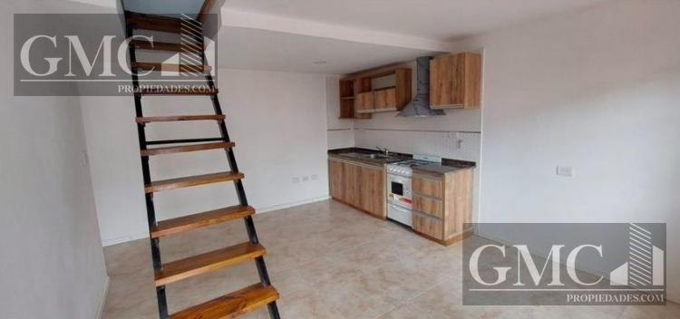 Foto de VENTA - PH EN BARRIO CHAUVIN, imagen 2