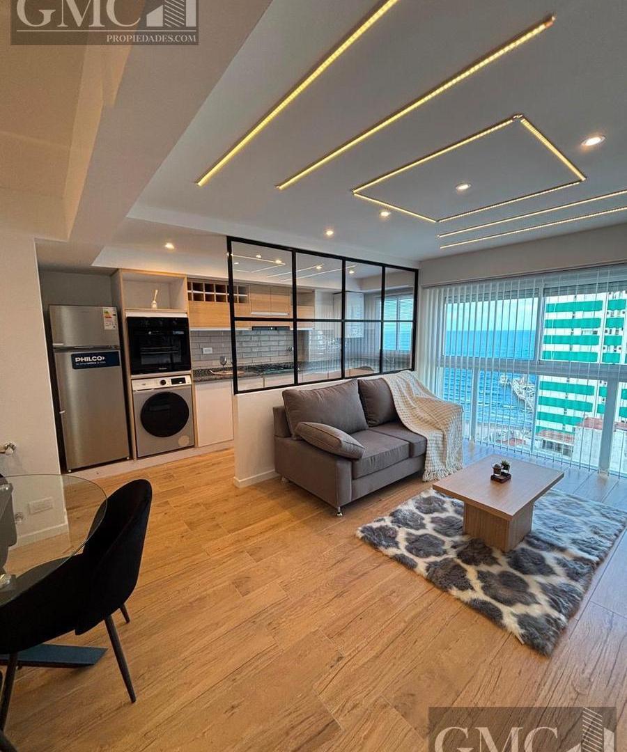 Foto de Departamento 3 ambientes a la calle con balcon y vista al mar, imagen 1
