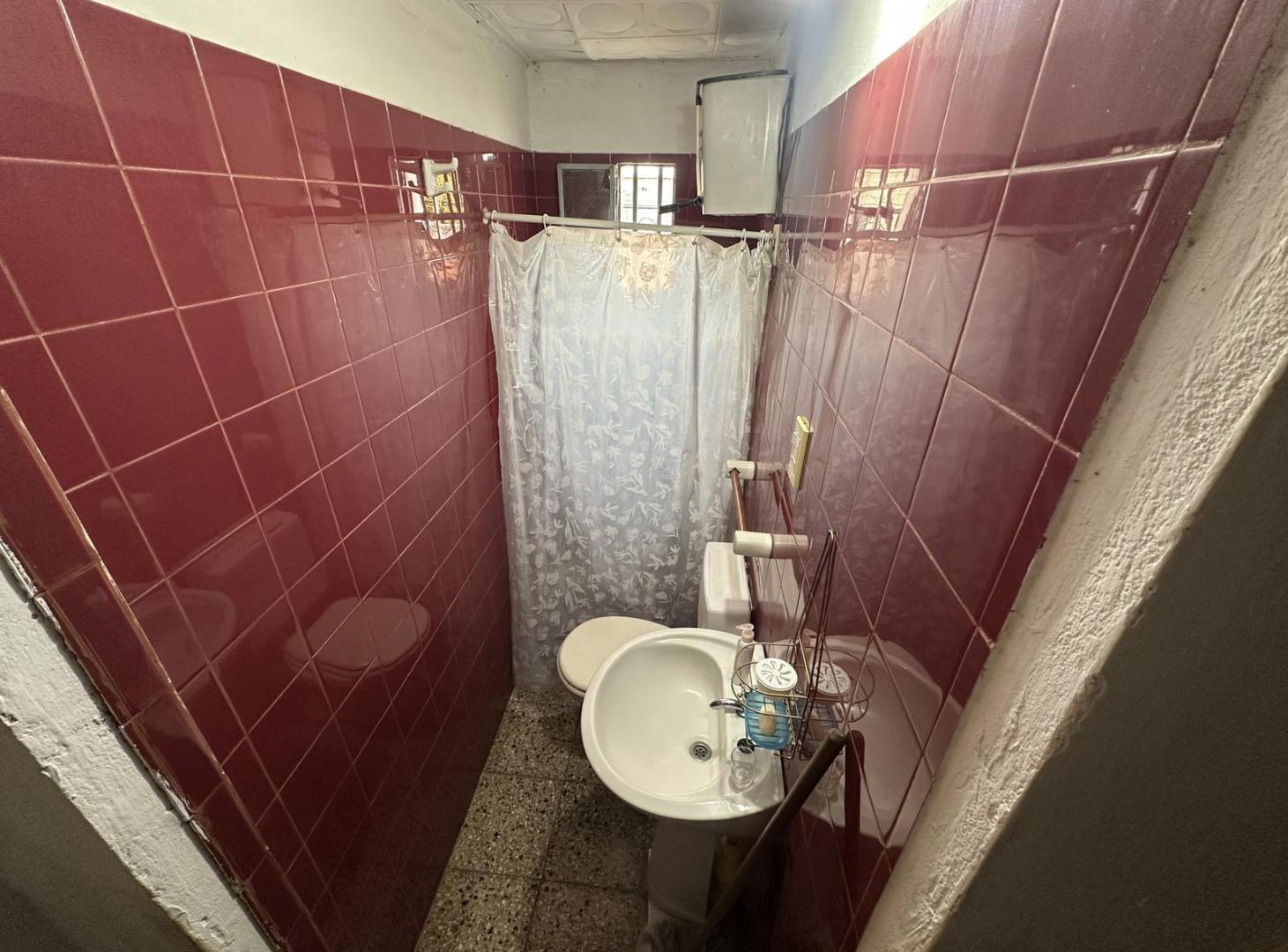 Foto de Casa ideal para refaccionar a metros de la Costanera, imagen 5