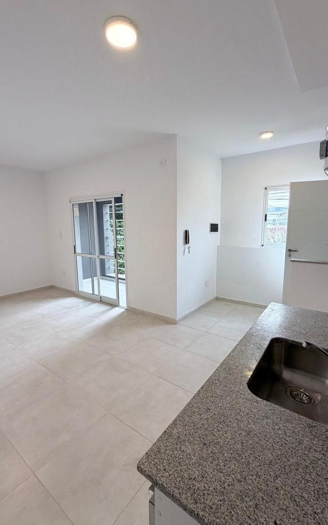 Foto de Alquiler Departamento a estrenar de 2 dormitorios con balcón - Lavaisse, imagen 1