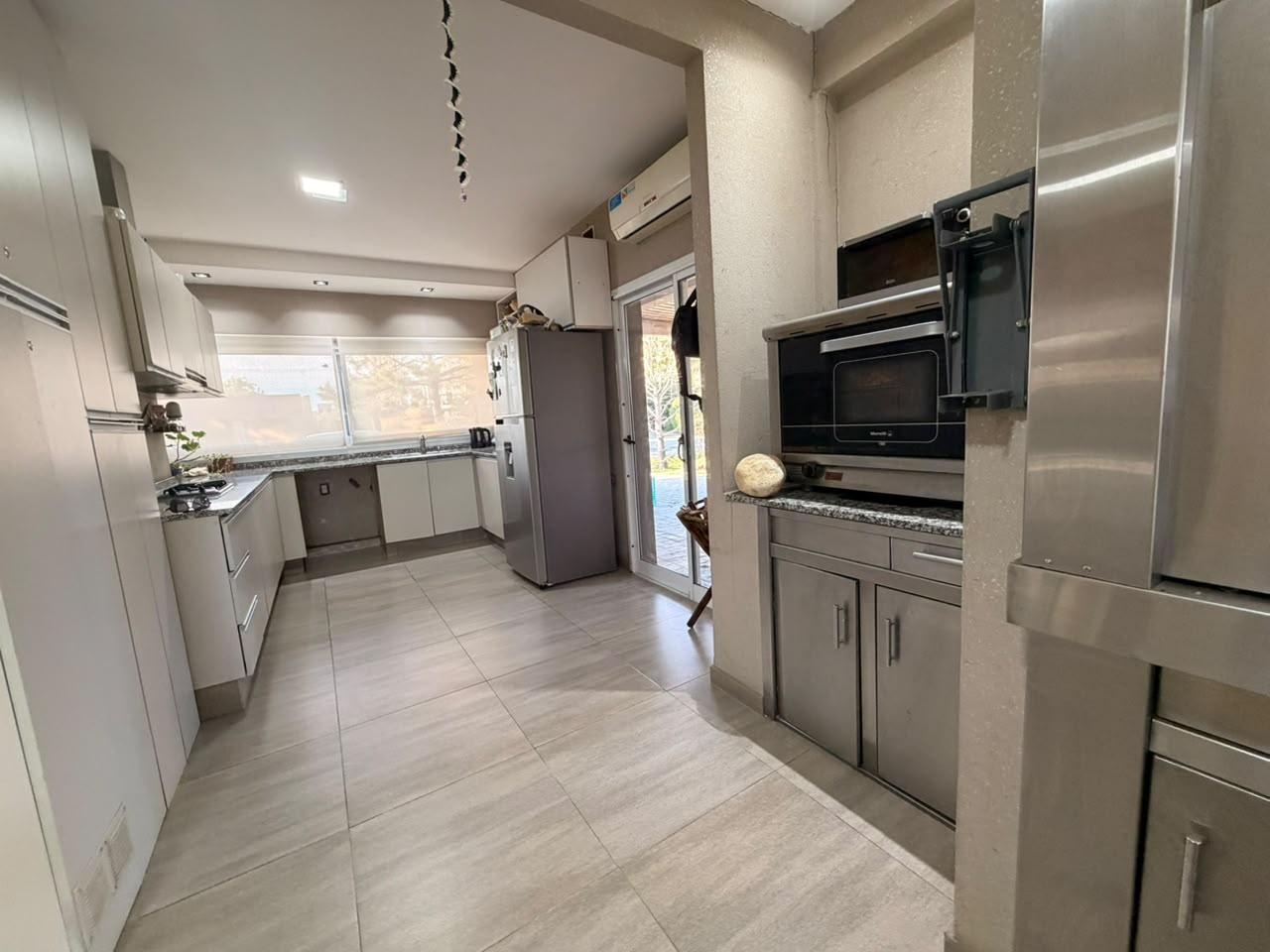 Foto de CASA-VENTA-AIRES DEL LLANO-PILETA, imagen 1