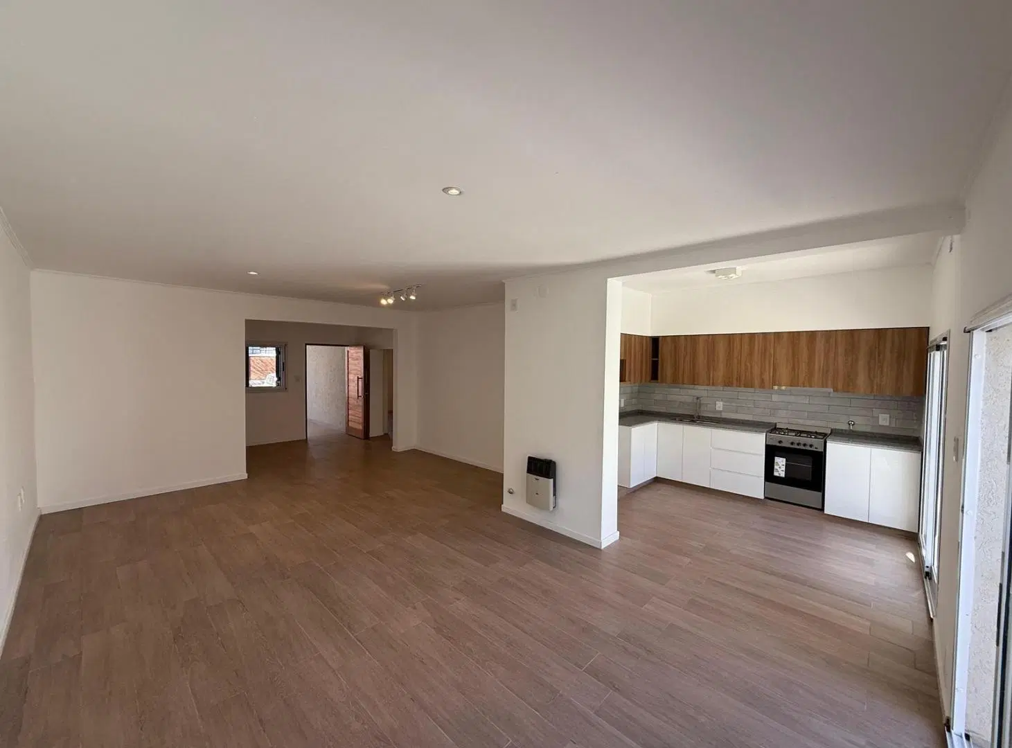 VENTA-CASA-LUMINOSA-SARGENTO CABRAL 5