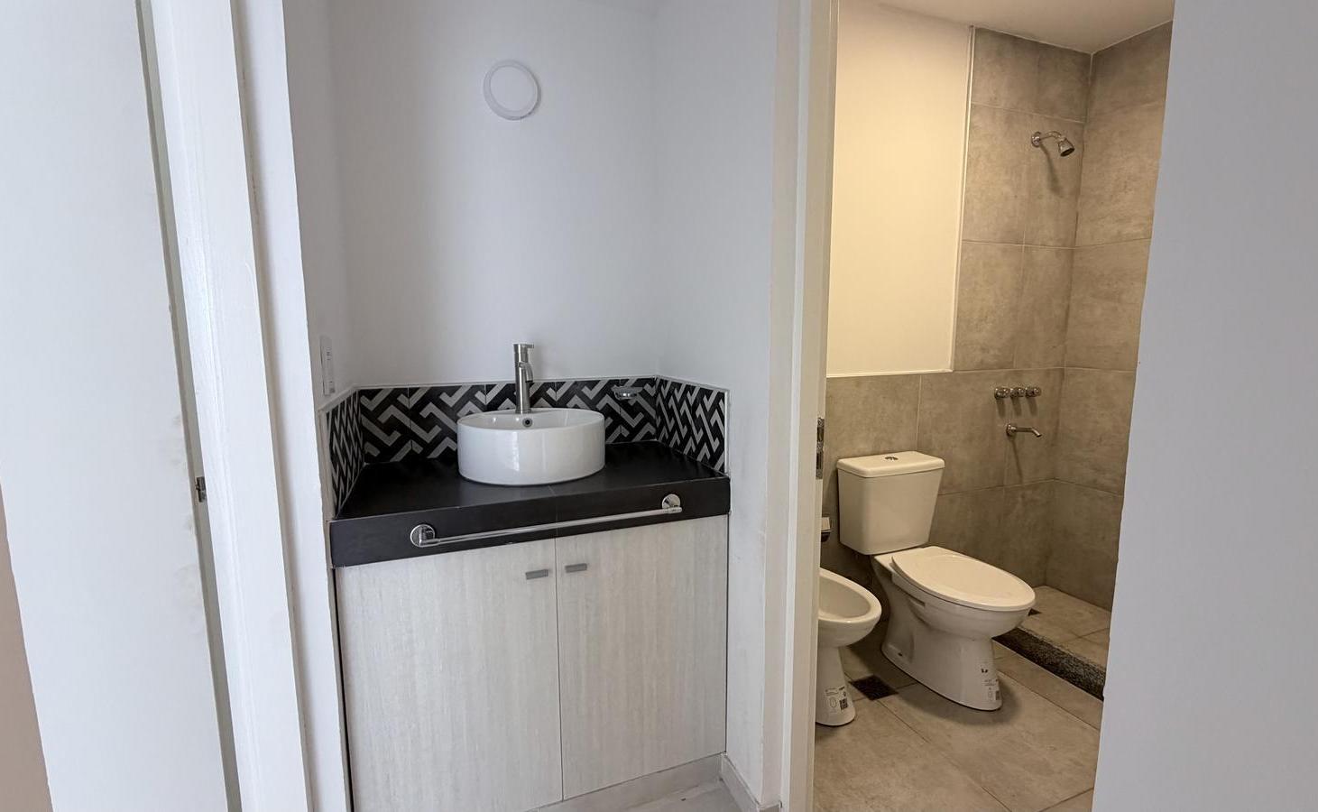 Foto de Casa Interna en venta a mts de Facundo Zuviria, imagen 5