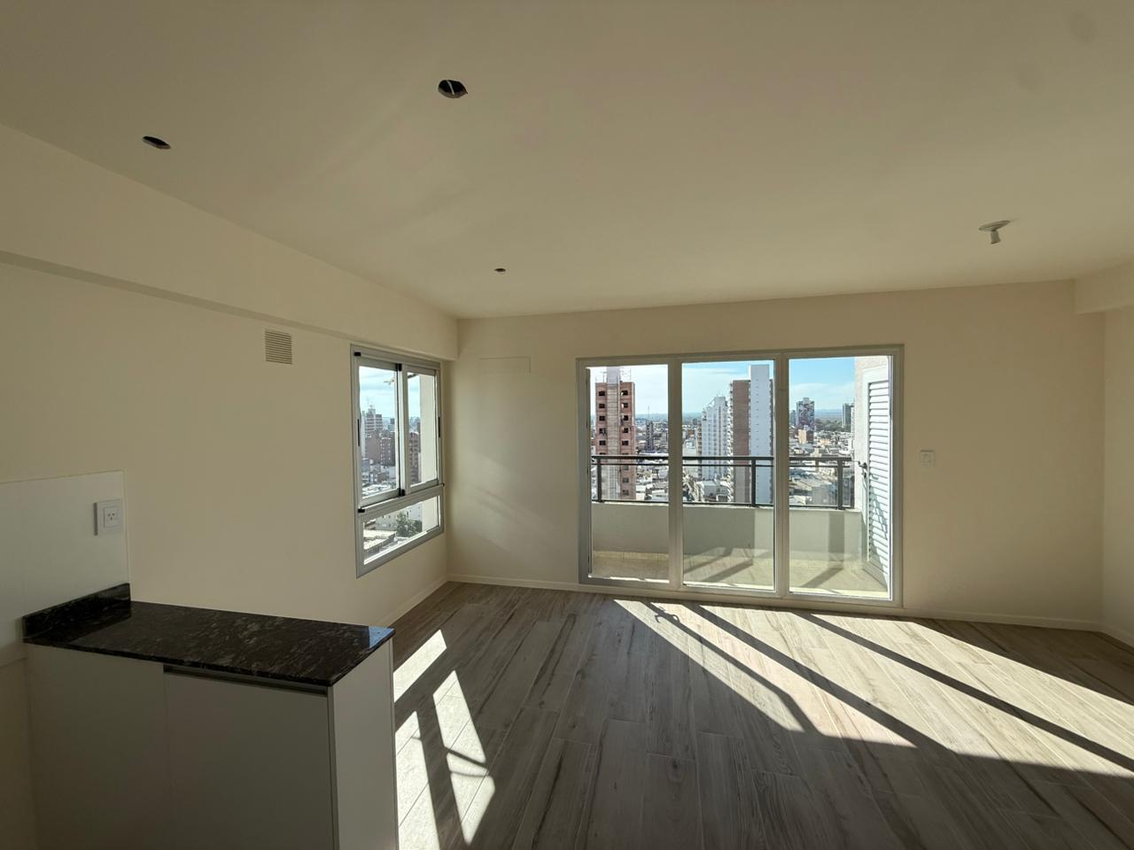 Foto de VENTA-DEPARTAMENTO-CENTRO-SEMIPISO, imagen 2