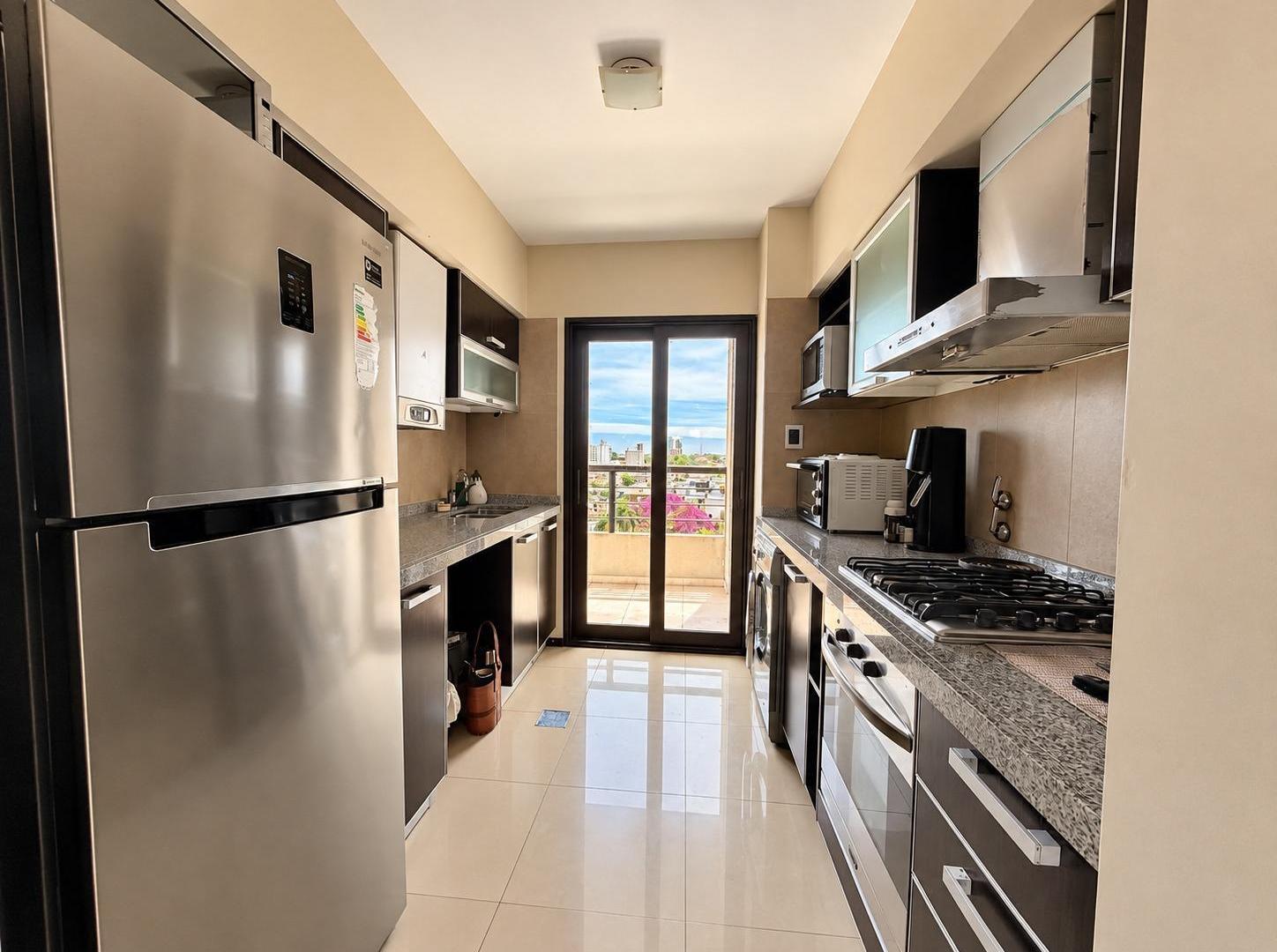 Foto de DEPARTAMENTO EN VENTA 2 DORMITORIOS CON AMENITIES BARRIO CANDIOTI SUR, imagen 4