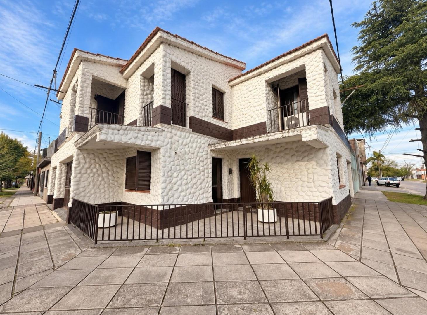 Foto de Casa en venta - Maria selva - 3 habitaciones - 4 habitaciones - 5, imagen 2