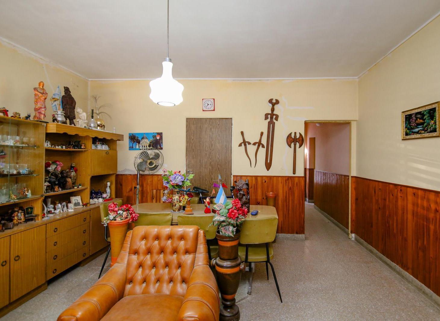 Foto de Casa a refaccionar, flipping, 260 m2, B Fomento 9 de Julio, 3 dorm. 2, imagen 3