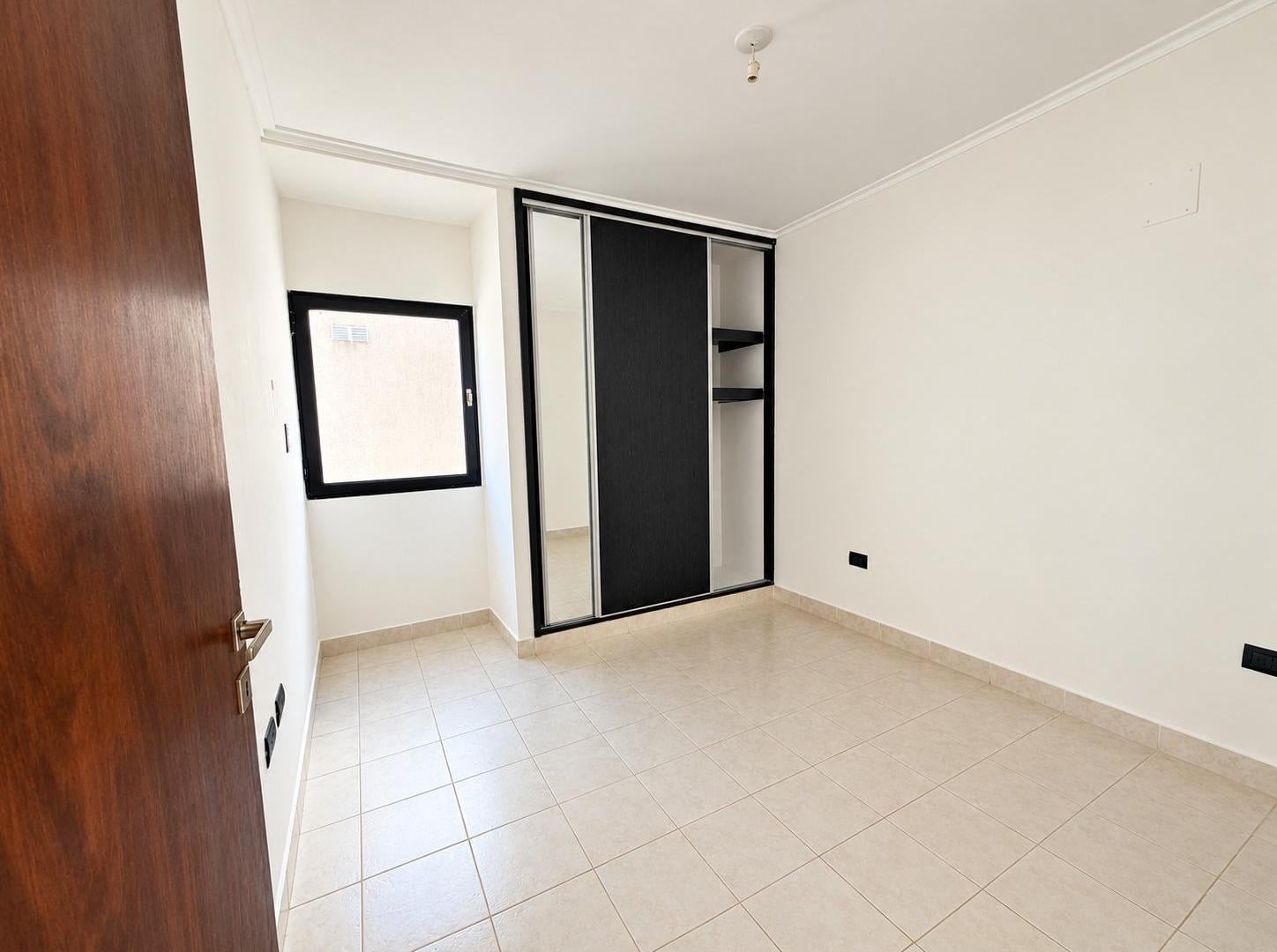 Foto de Departamento dos dormitorios con cochera en barrio Guadalupe, imagen 5