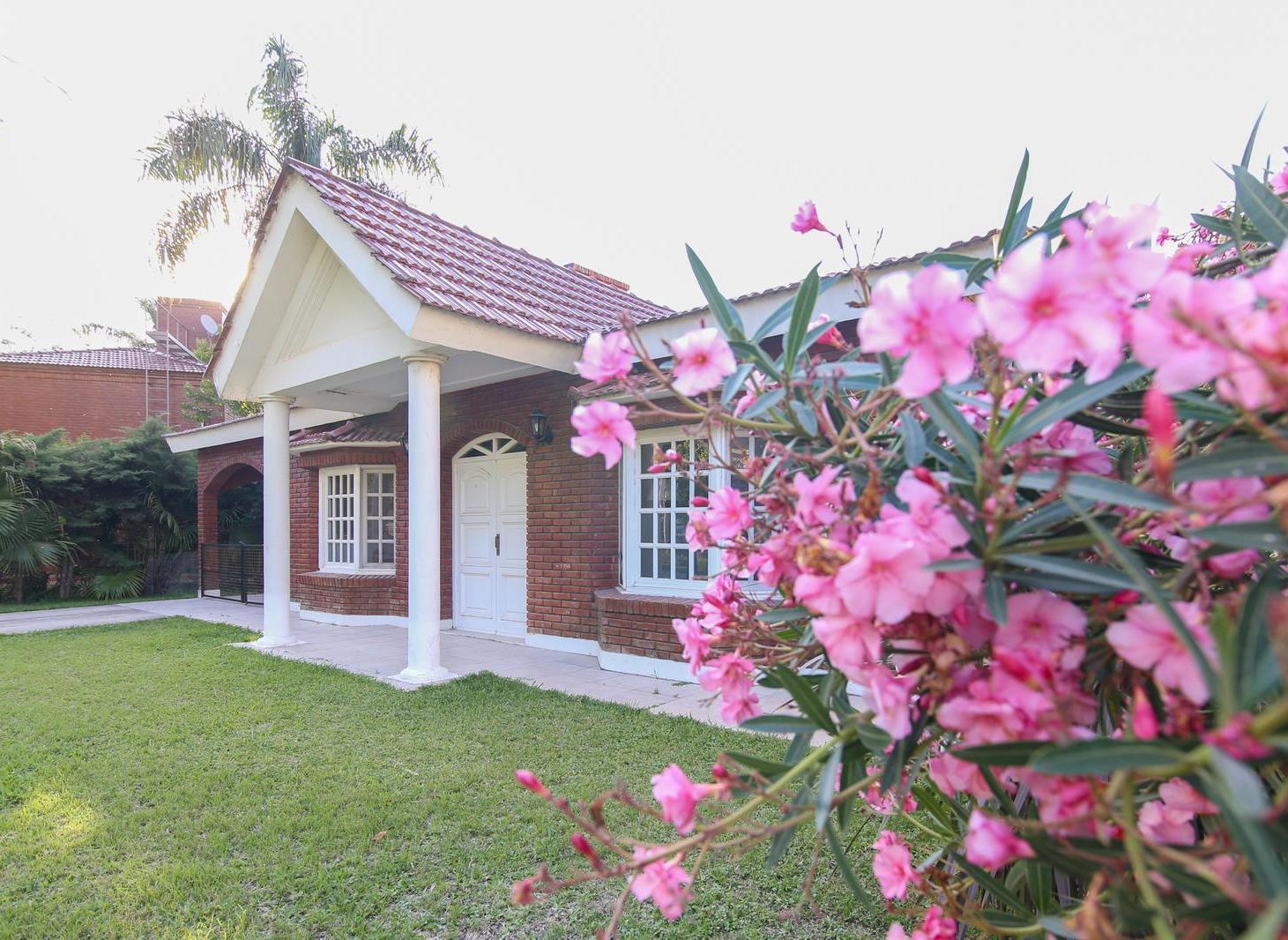 Foto de VENTA CASA COUNTRY EL PASO DOS DORMITORIOS, imagen 1