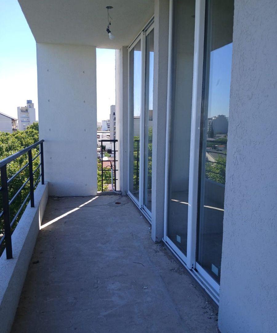 Foto de Departamento de 60 m² con 2 dormitorios en venta en Floresta Sur, imagen 1