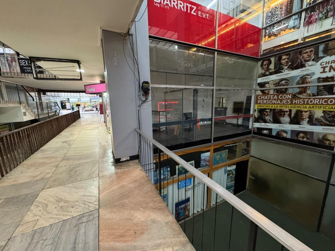 Foto de Local comcercial en galeria Las Americas, imagen 1
