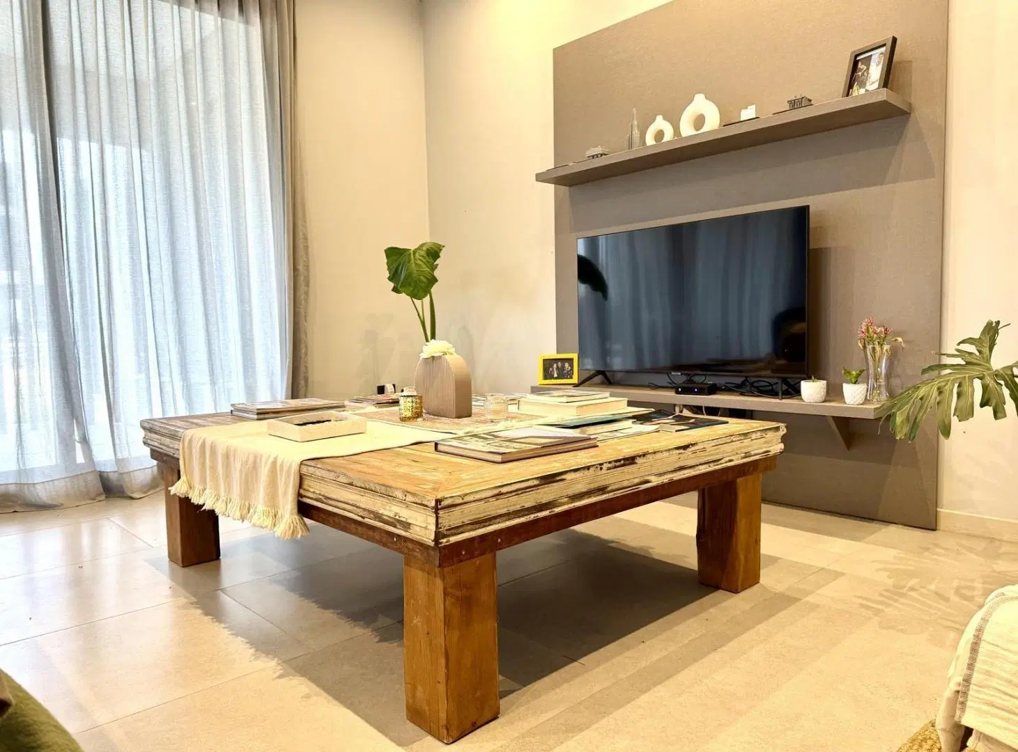 MODERNA CASA DE UNA SOLA PLANTA CON 3 DORMITORIOS EN VENTA EN EL BARRIO CERRADO SANTO TOMAS PILAR 3