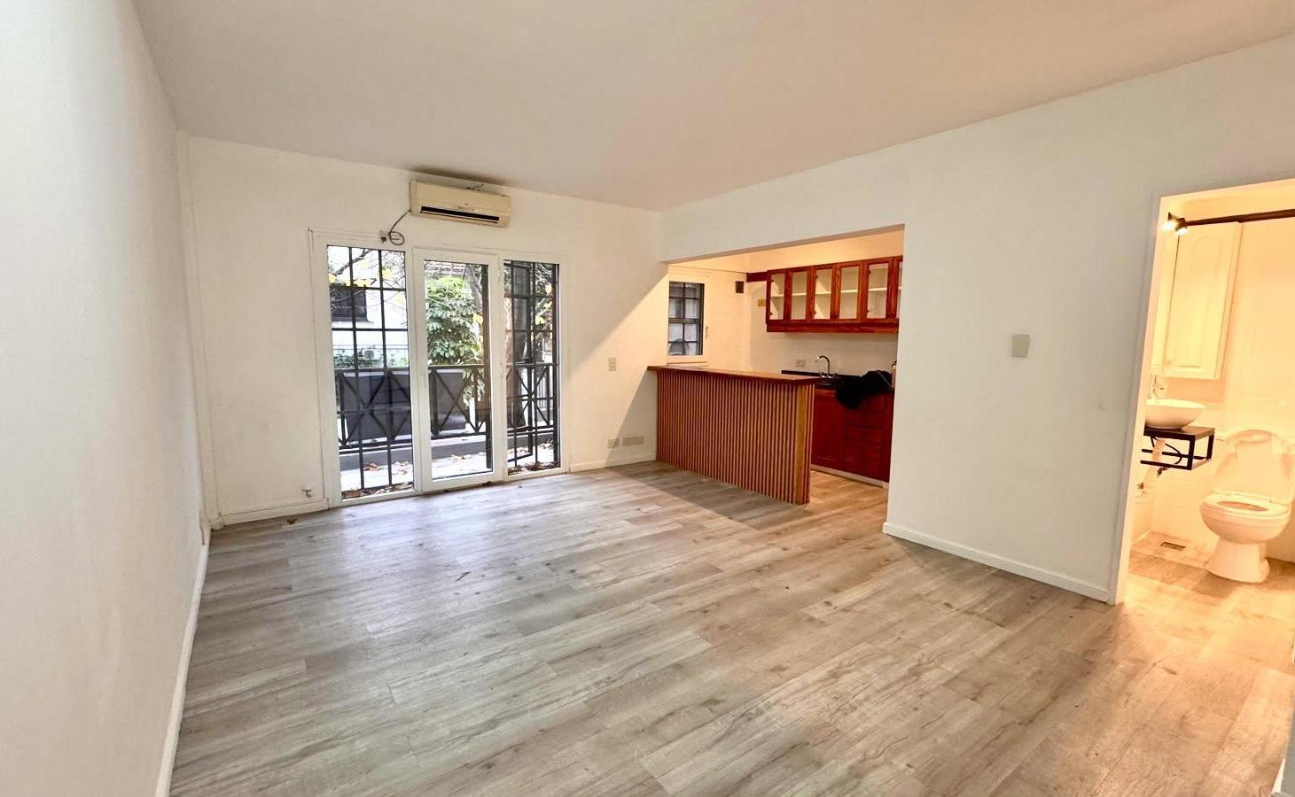 Foto de PH DUPLEX DE 3 AMBIENTES EN VENTA RECICLADO A NUEVO TERRAZA COCHERA, imagen 4