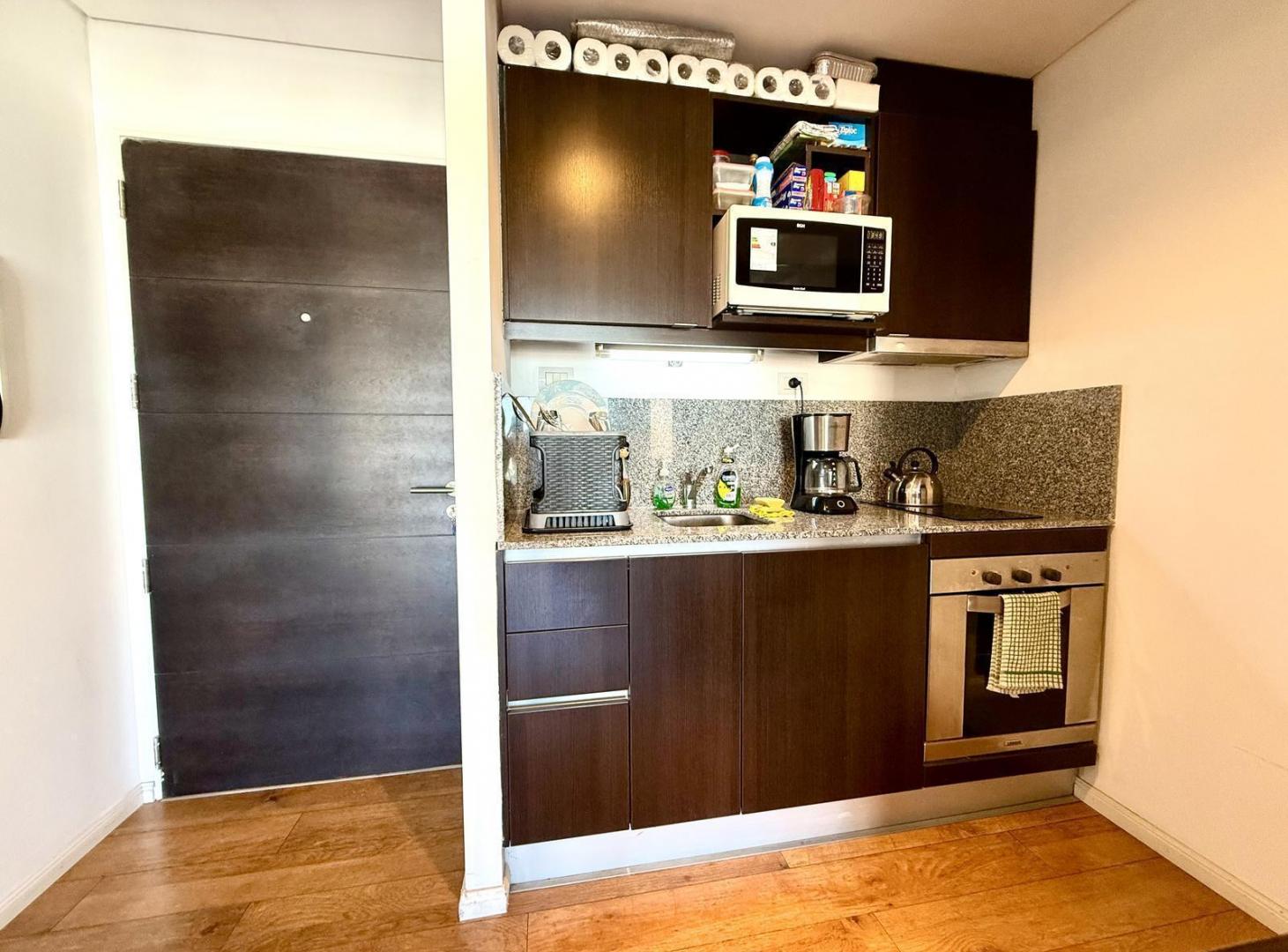 Foto de MUY LINDO DEPARTAMENTO DE 2 AMBIENTES CON AMENITIES EN ALQUILER EN LA, imagen 3