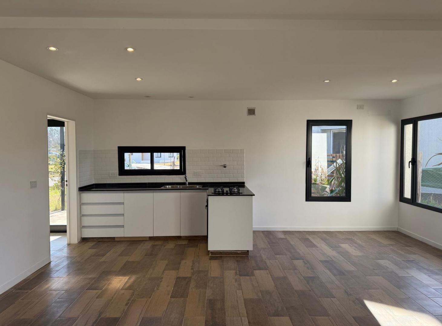 Foto de CASA EN UNA PLANTA CON 3 DORMITORIOS EN VENTA EN EL BARRIO CERRADO, imagen 5
