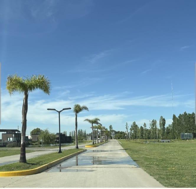Foto de MUY LINDO LOTE EN VENTA EN LA MAGDALENA, CANNING., imagen 2