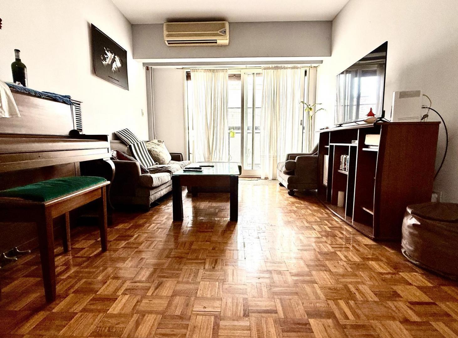 Foto de MUY LINDO DEPARTAMENTO DE 4 AMBIENTES CON BALCON EN VENTA EN ALMAGRO, imagen 1