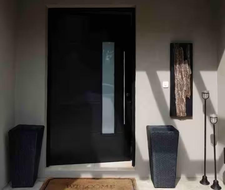Foto de HERMOSA CASA CON 4 DORMITORIOS Y PILETA EN VENTA EN LOS POTRILLOS, imagen 1