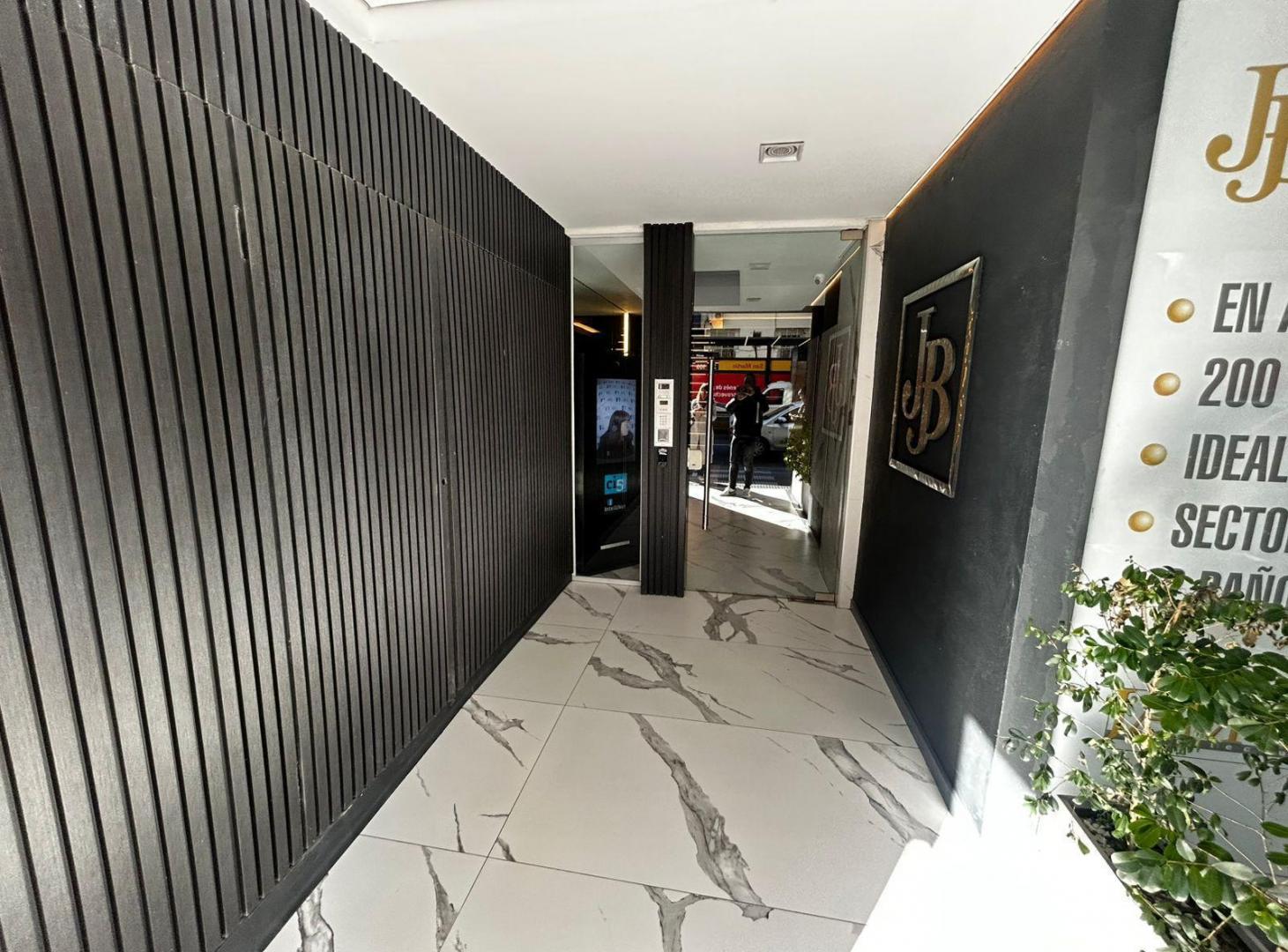 Foto de DEPARTAMENTO DE 2 AMBIENTES MUY LUMINOSO A ESTRENAR EN VENTA EN, imagen 2