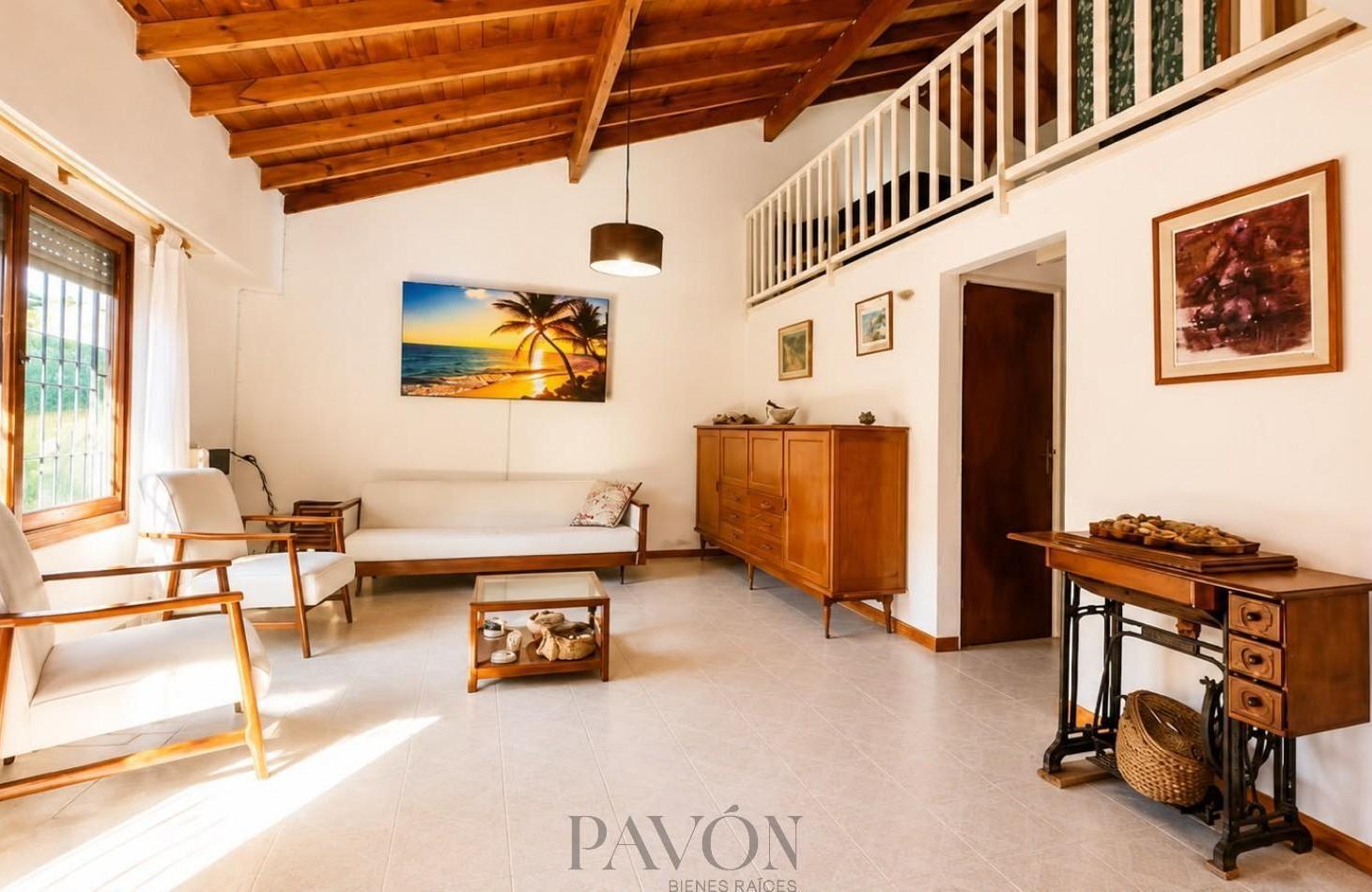 Foto de Casa en Venta Villa Gesell - Zona Sur, imagen 2
