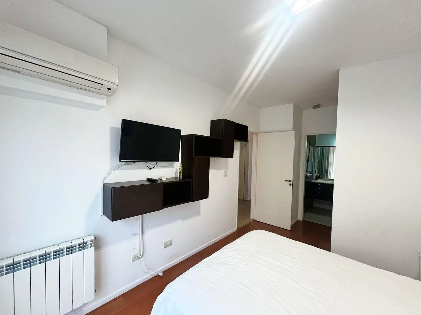 VENTA DUPLEX VILLA DEL LAGO 3 DORM 3 BAÑOS CON BAJADA AL LAGO 3