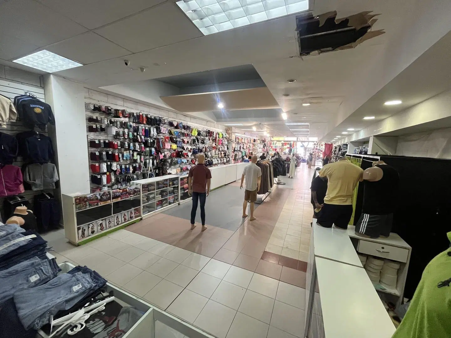 VENTA LOCAL CORDOBA CENTRO SOBRE PEATONAL 680 MTS 1