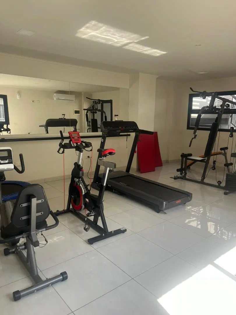 VENTA DPTO CARLOS PAZ CENTRO 2 DORM COCHERA PILETA 8