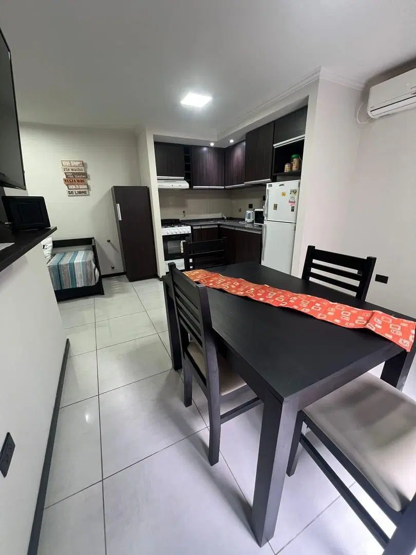 VENTA DPTO CARLOS PAZ CENTRO 2 DORM COCHERA PILETA 5