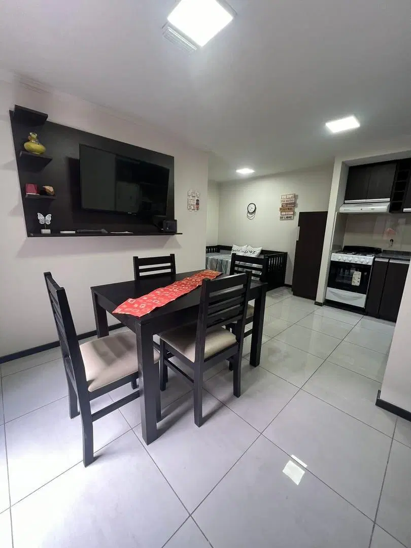 VENTA DPTO CARLOS PAZ CENTRO 2 DORM COCHERA PILETA 3