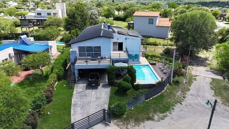Foto de VENTA DE CASA 7 DORMI 5 BAÑOS PILETA EN BARRIO CERRADO LOMAS DEL REY, imagen 4