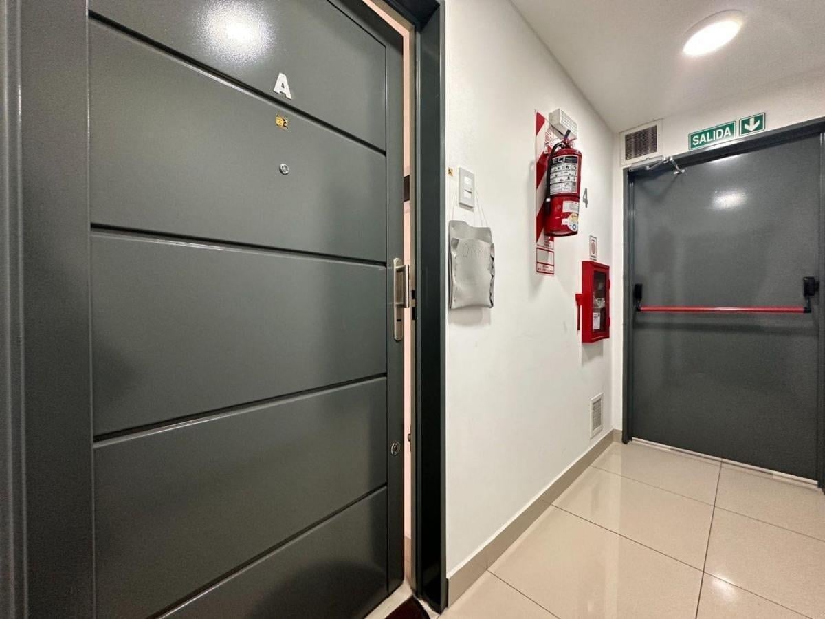 Foto de VENTA DE DEPARTAMENTO 2 AMBIENTES EN CABA FLORES, imagen 4