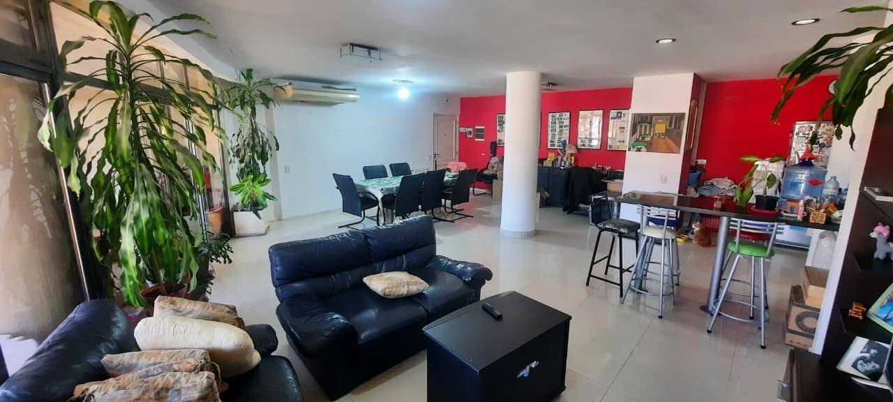 Foto de VENTA DEPARTAMENTO CENTRO CARLOS PAZ 3 DORMITORIOS 2 BAÑOS COCHERA PISO, imagen 1