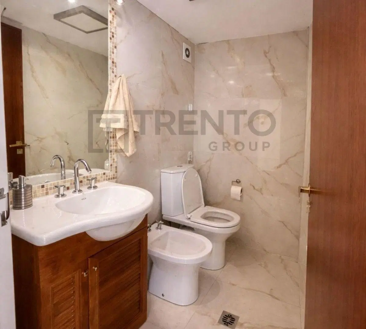 SE ALQUILA DEPARTAMENTO AMOBLADO EN ZONA CENTRO - DEAN FUNES 300 5