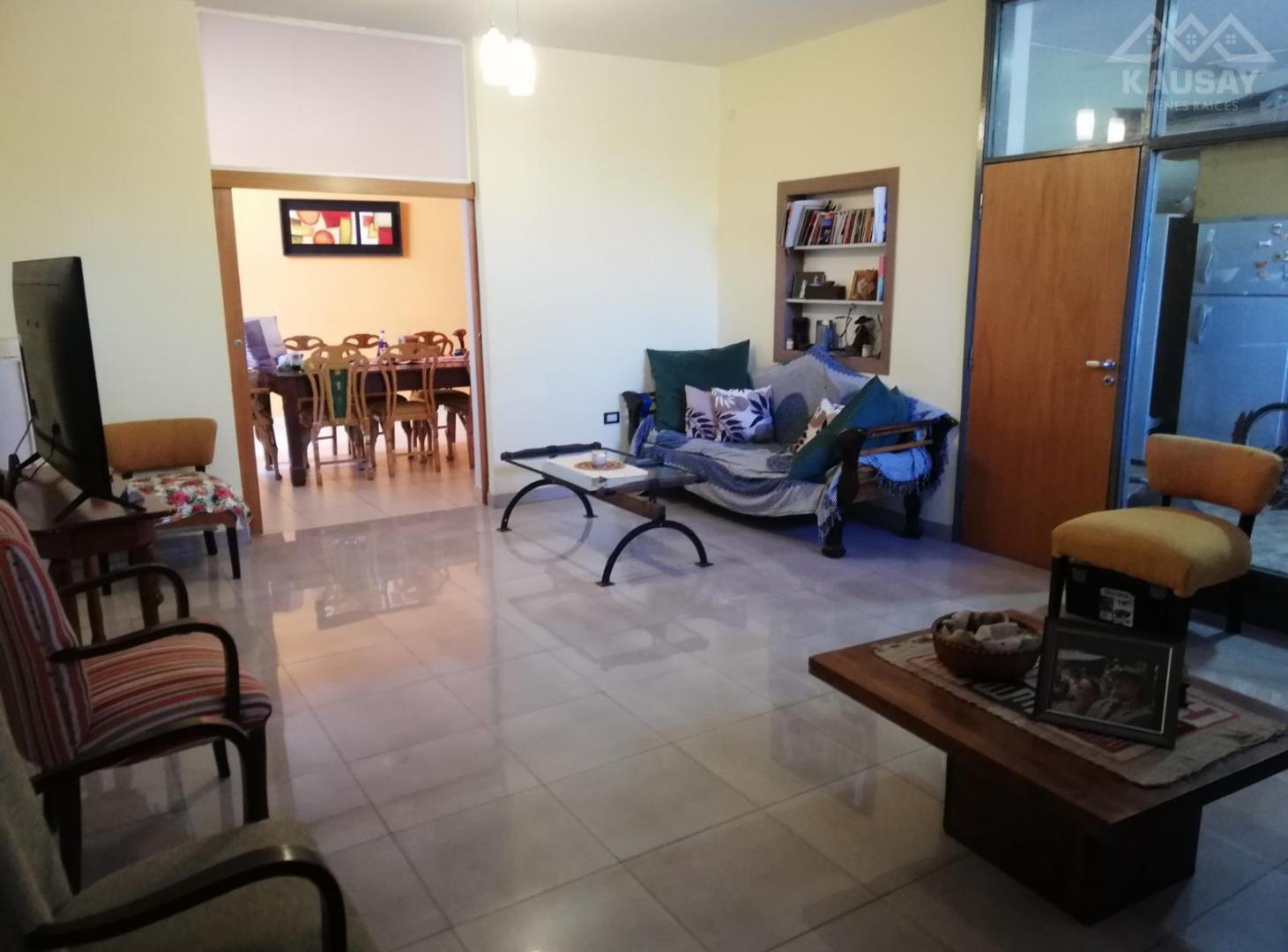 Foto de Oportunidad única en Zona norte: Casa + oficina independiente, imagen 2