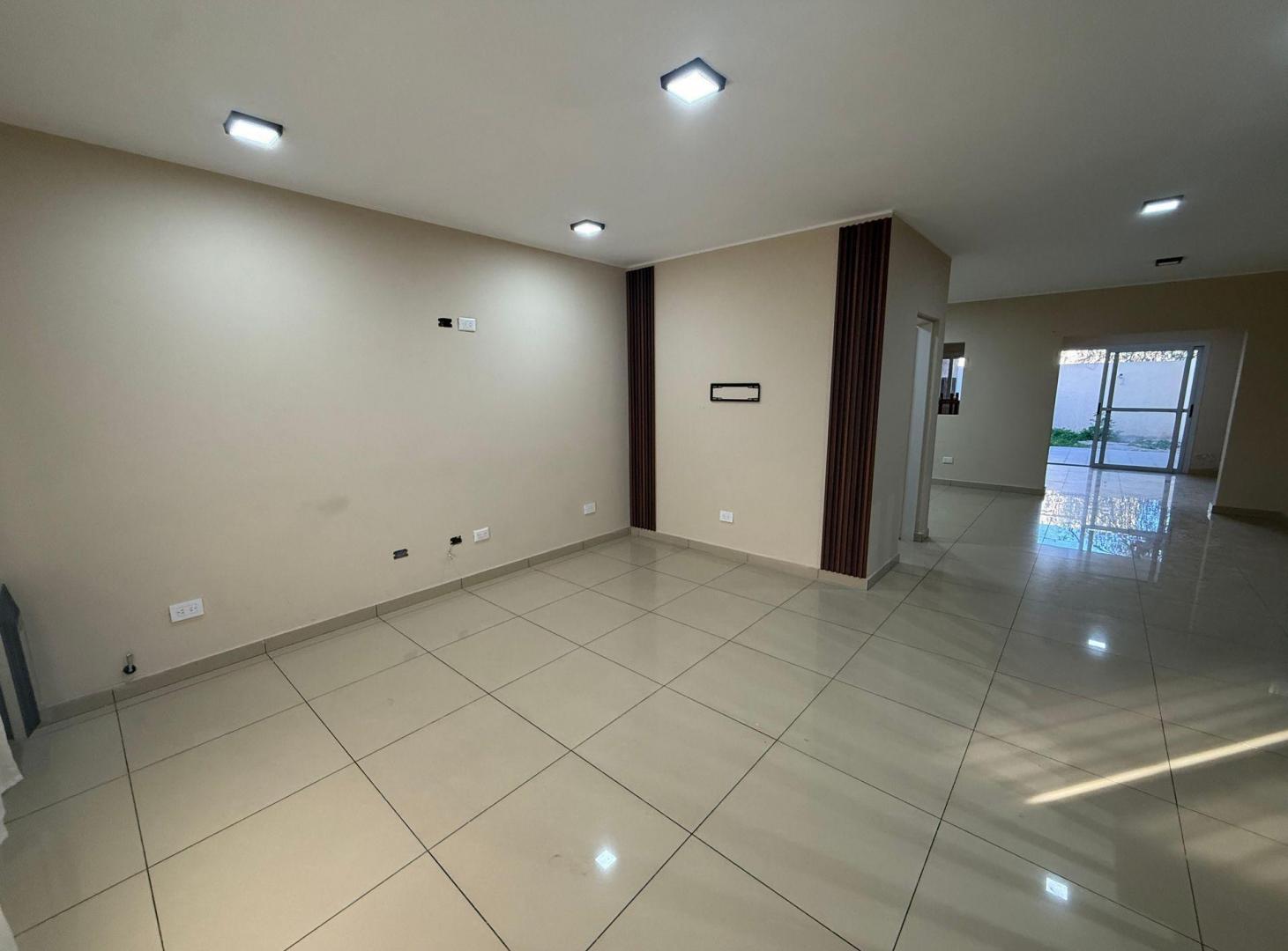 Foto de Alquiler duplex 2 dormitorios en barrio Nuevo Urca, imagen 4