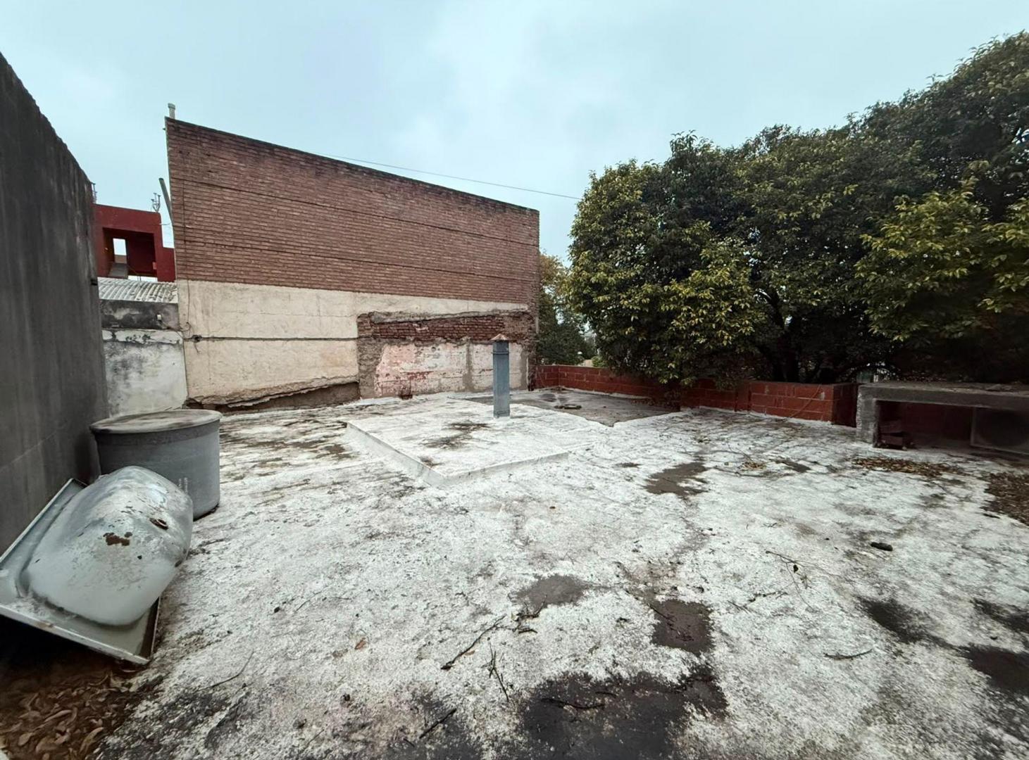 Foto de VENTA CASA CON IMPORTANTE TERRENO EN ALTA CORDOBA, imagen 2