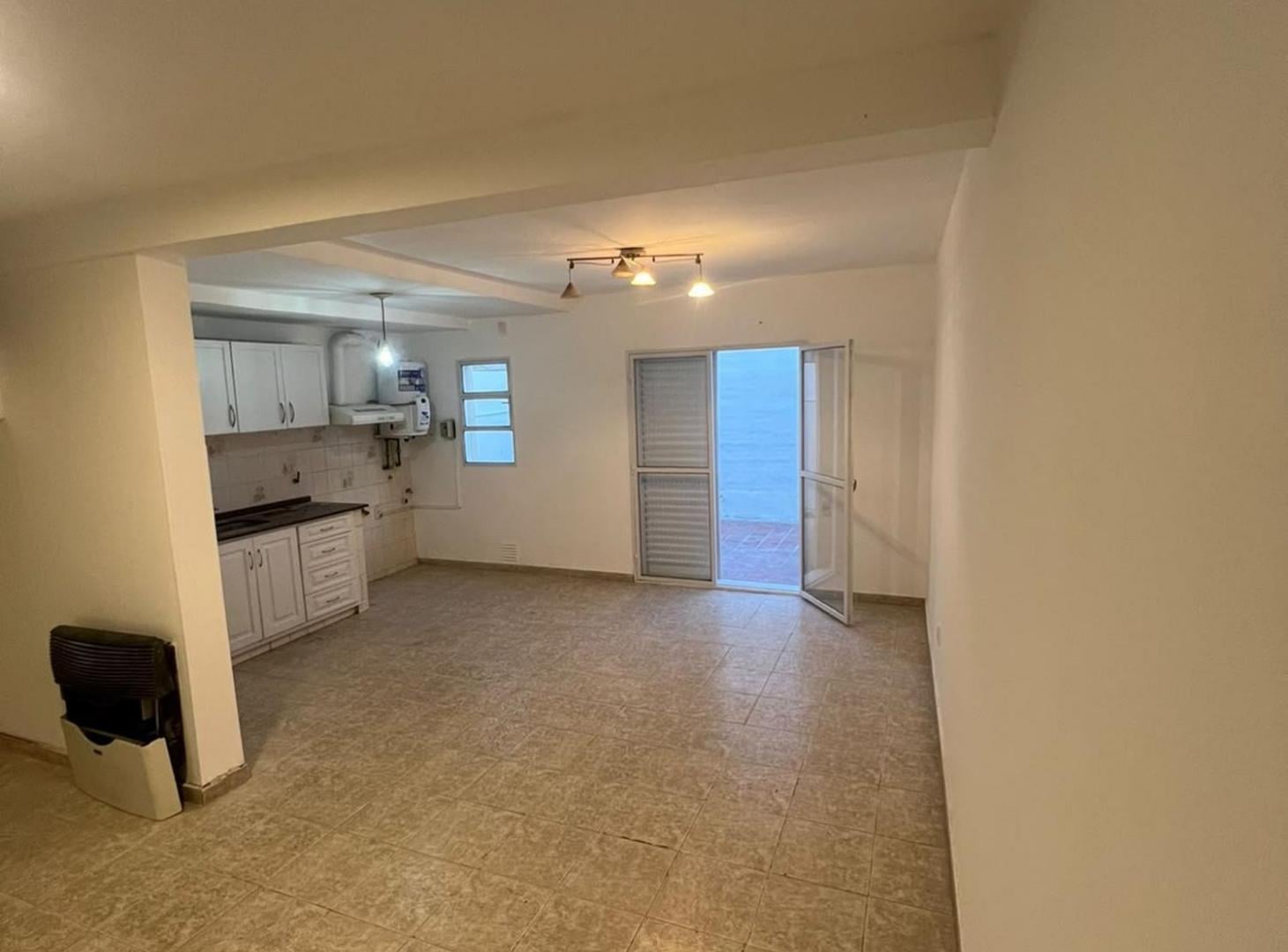 Foto de VENTA Duplex 2 dormitorio Barrio General Bustos, imagen 3