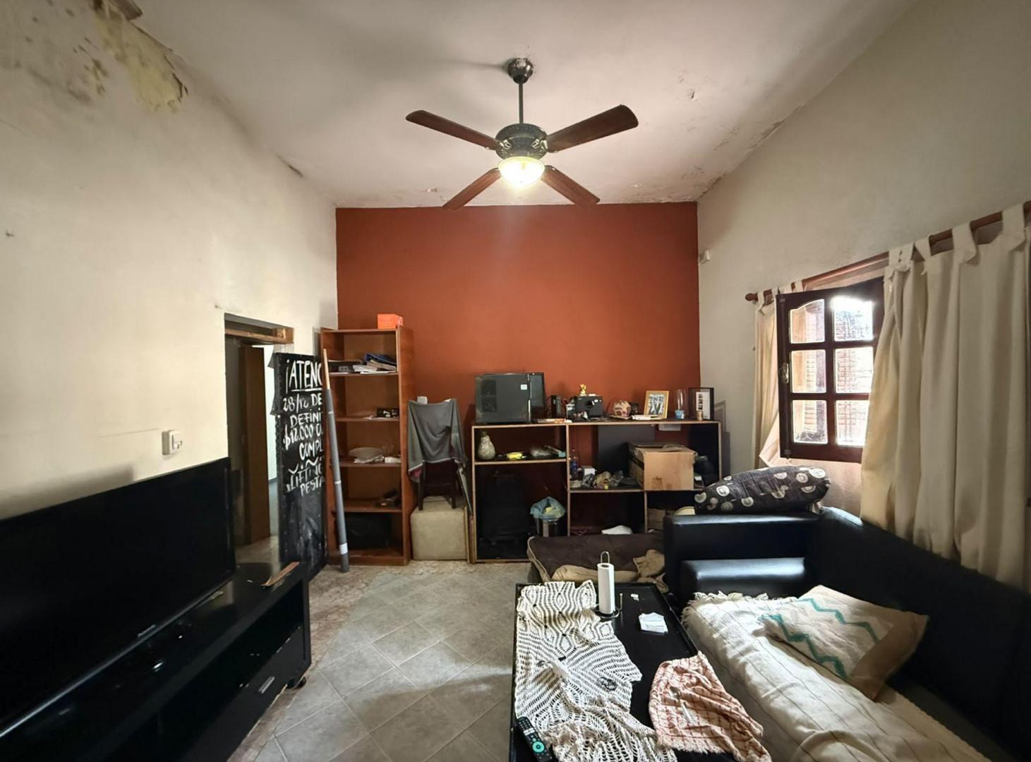 Foto de VENTA CASA 2 DORMITORIOS GRAL. BUSTOS CORDOBA, imagen 2