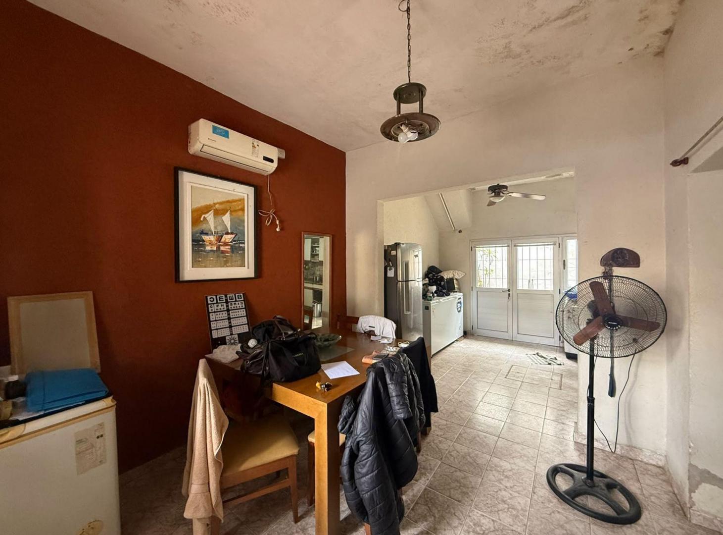 Foto de VENTA CASA 2 DORMITORIOS GRAL. BUSTOS CORDOBA, imagen 3