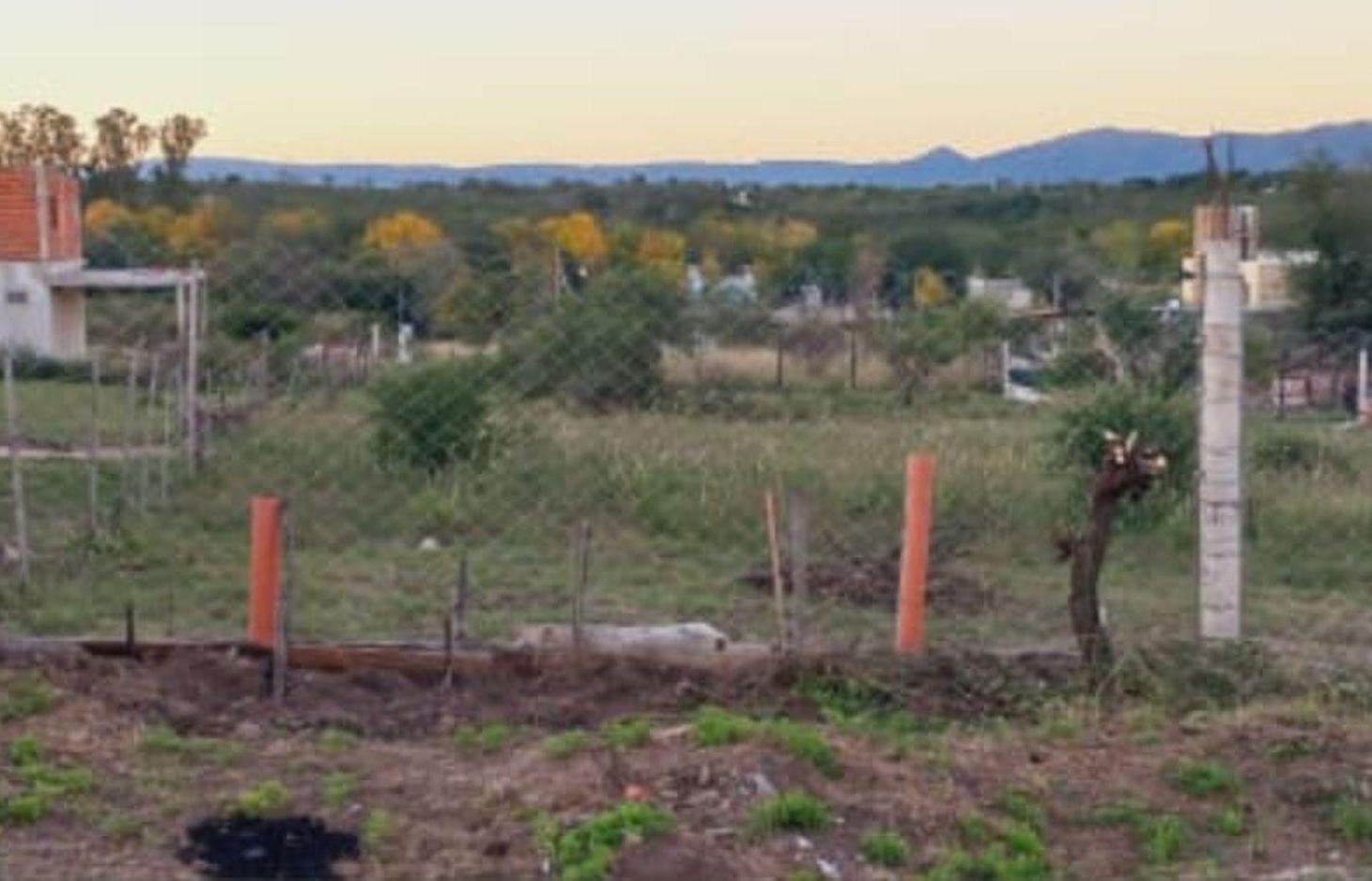 Foto de VENTA DE TERRENO – VILLA PARQUE SÍQUIMAN!, imagen 3