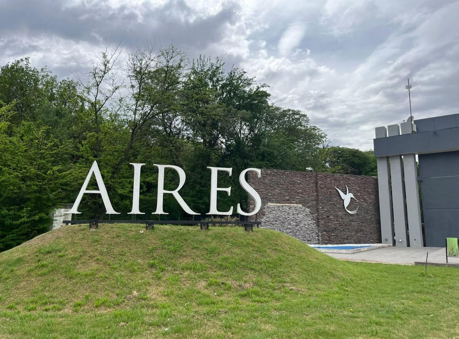 Foto de SE VENDE LOTE 459M EN AIRES DEL NORDESTE SOBRE E53, imagen 1