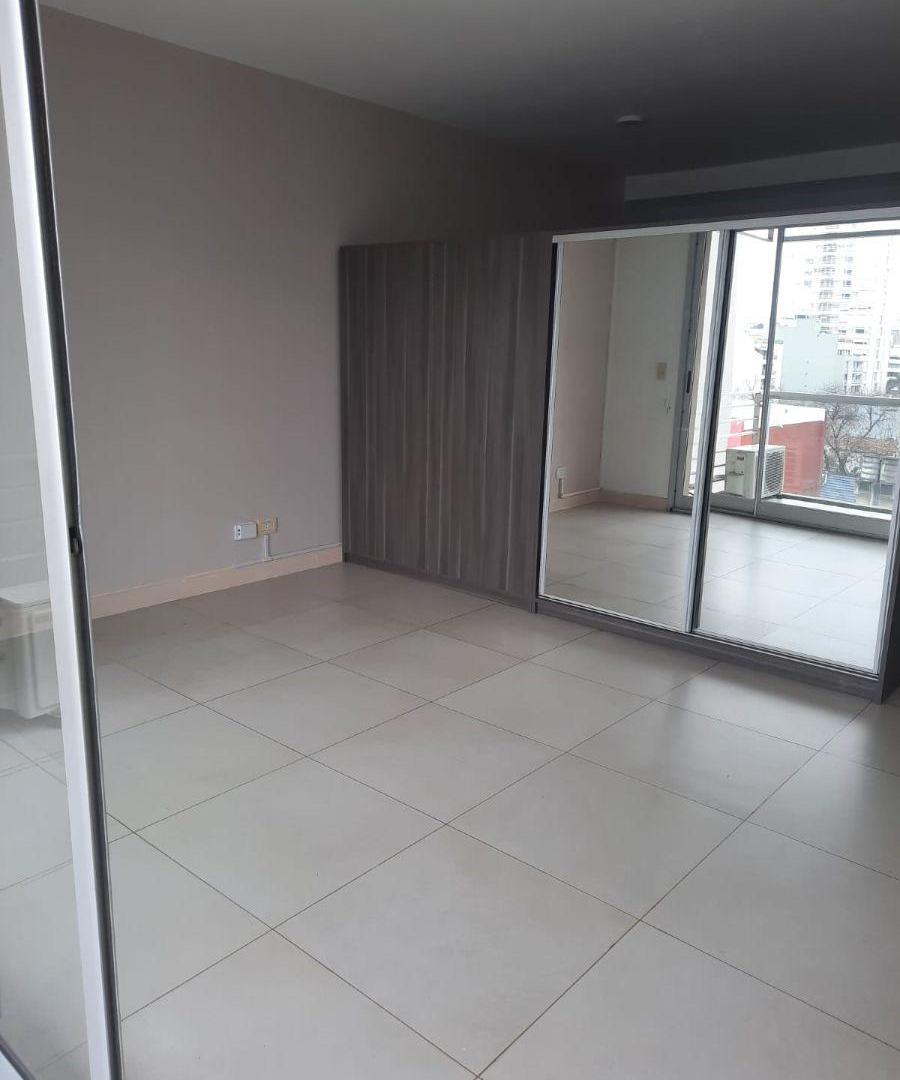 Foto de Monoambiente con balcón y amenities– Excelente estado – A metros de Av, imagen 4