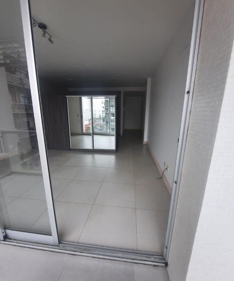 Foto de Monoambiente con balcón y amenities– Excelente estado – A metros de Av, imagen 2